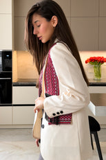 Жіночий жакет з етно орнаментом