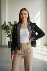 Жакет з геометричною вишивкою