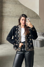 Жакет з геометричною вишивкою