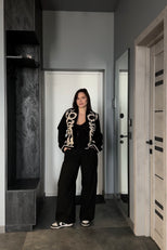 Жіночий жакет з вишивкою «Соняхи» чорний