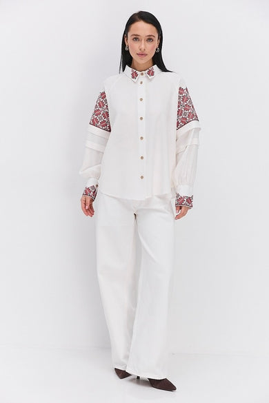 Жіноча сорочка-вишиванка молочна з геометричними візерунками