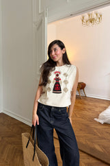 Молочна маніжка з етно вишивкою