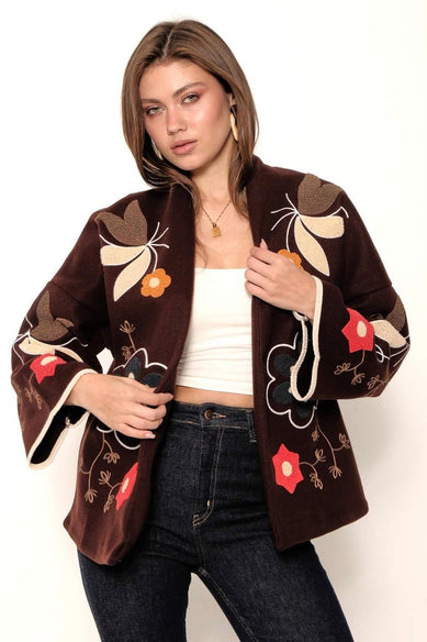 Жіночий подовжений жакет з вишивкою