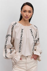 Жіноча вишиванка світло-бежева меланжева