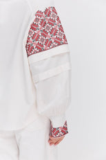 Жіноча сорочка-вишиванка молочна з геометричними візерунками