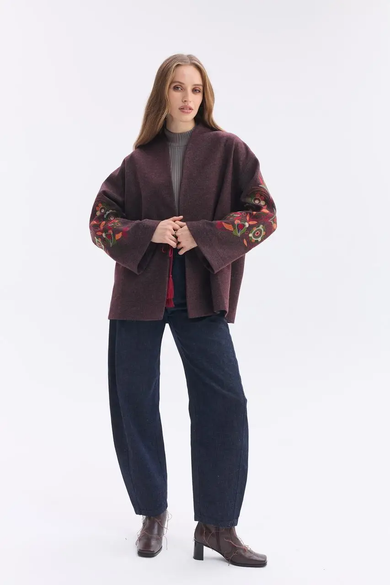 Пальто жіноче з орнаментом