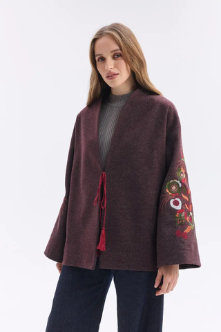 Пальто жіноче з орнаментом