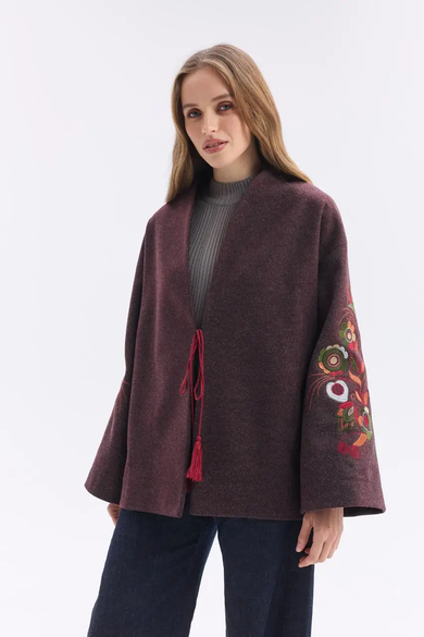 Пальто жіноче з орнаментом