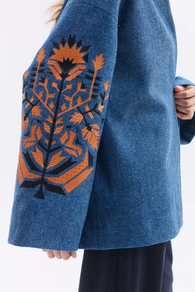 Пальто жіноче з орнаментом