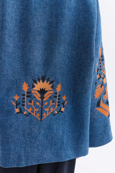 Пальто жіноче з орнаментом